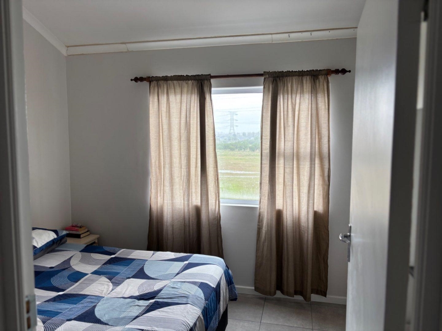 2 Bedroom Property for Sale in Eersterivier Western Cape
